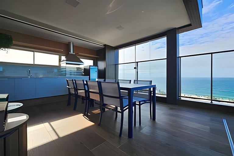 BLUE OASIS: Sea View in vibrant Rio Vermelho!