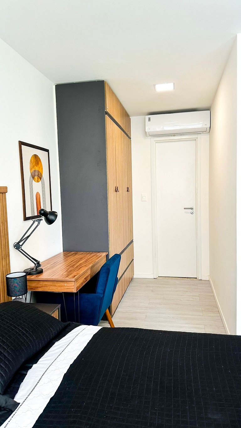 Art Studio – Sea View & Convention Center