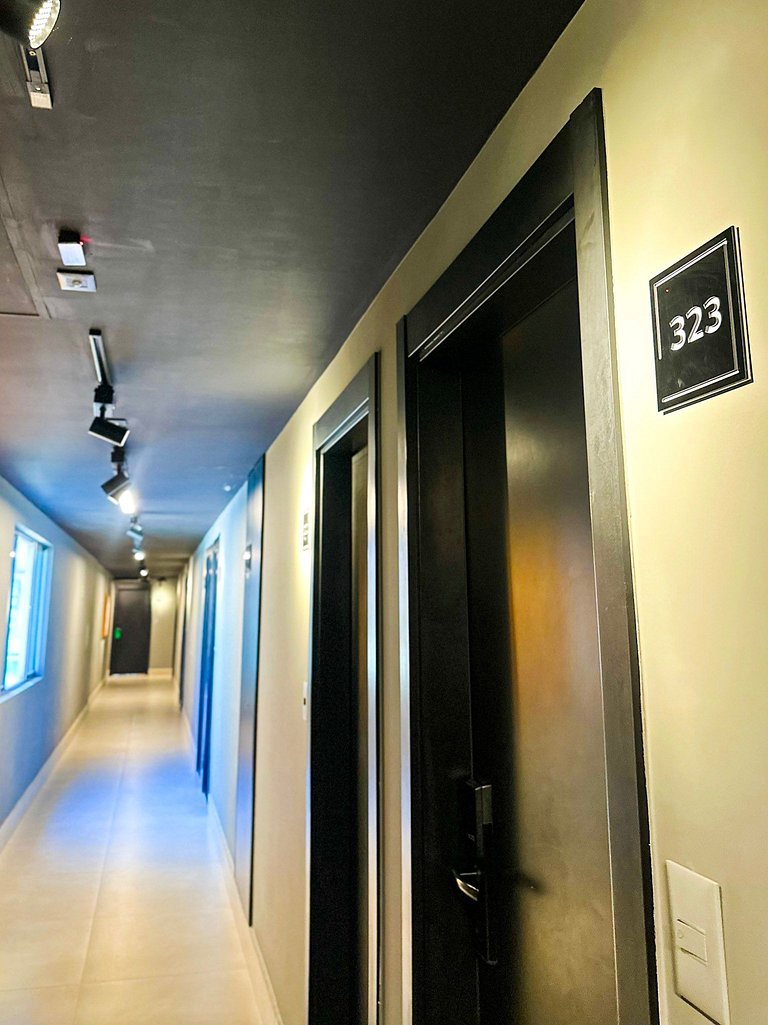 Art Studio – Sea View & Convention Center