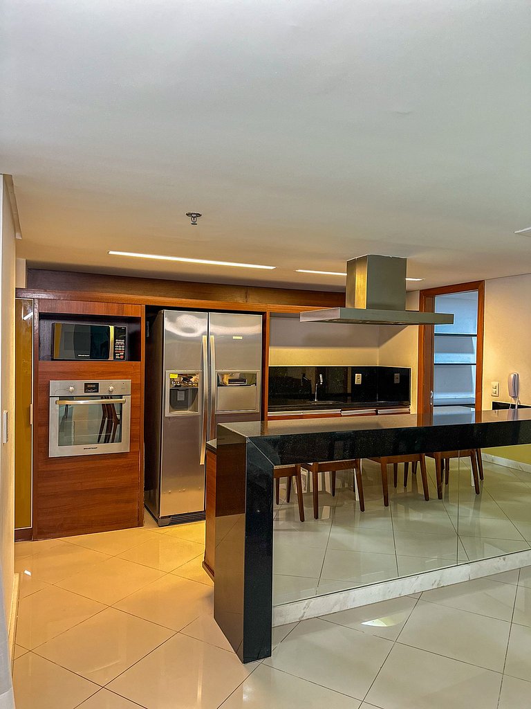 Atlântico Prime Oceanfront - upscale neighborhood