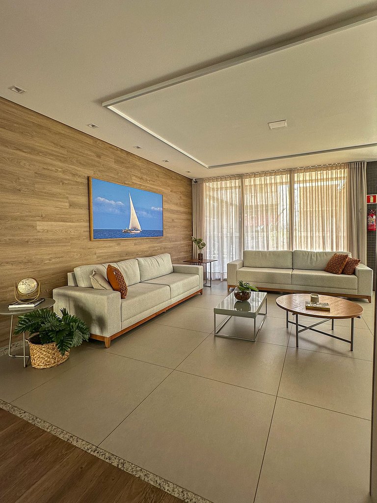 Pearl of the Red River - Sea View