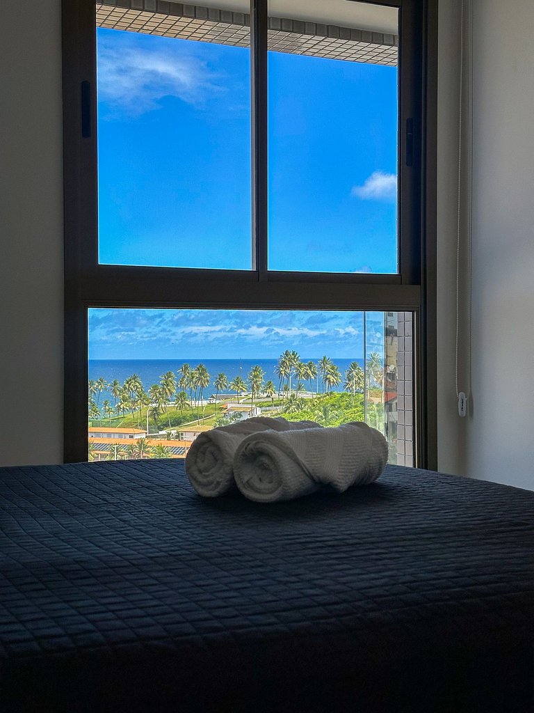 Pearl of the Red River - Sea View