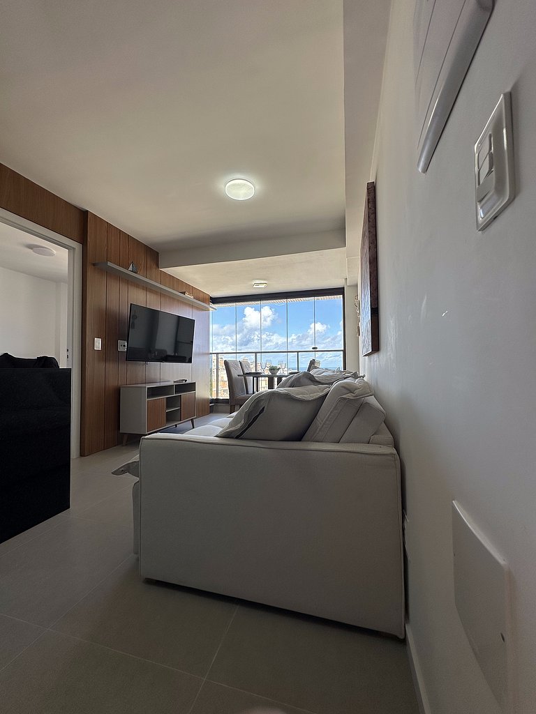 Pearl of the Red River - Sea View