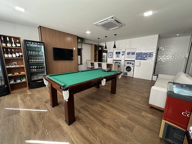 Pearl of the Red River - Sea View