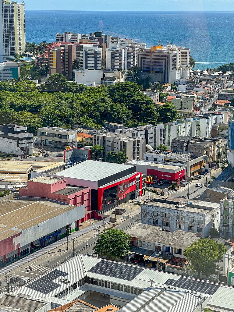 Pearl of the Red River - Sea View