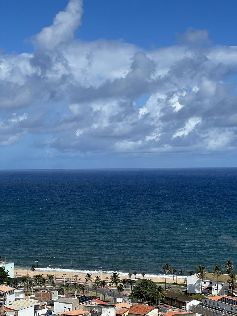 Pearl of the Red River - Sea View