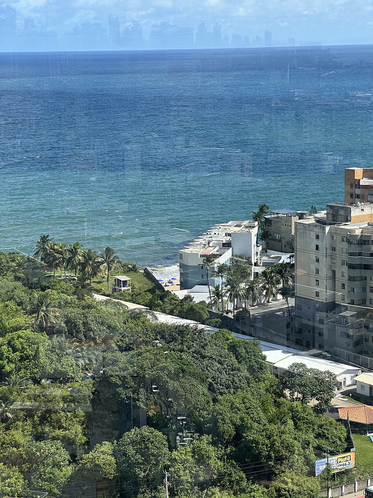 Pearl of the Red River - Sea View